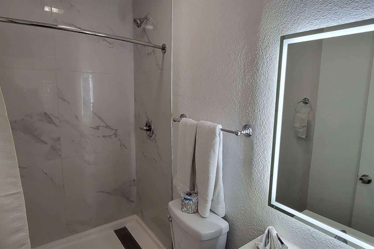 מלון Super 8 By Wyndham El Centro North מראה חיצוני תמונה